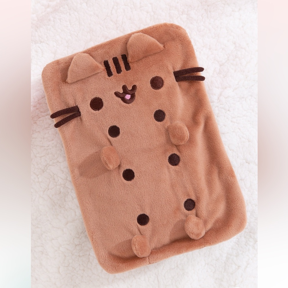 Neapolitan ice cream sandwich Pusheen plush